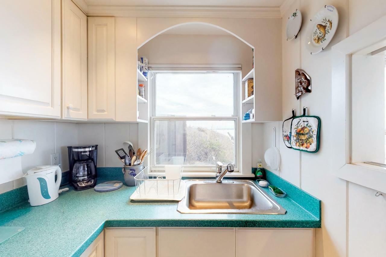 2 Bed 1 Bath Vacation Home In Eastham Esterno foto