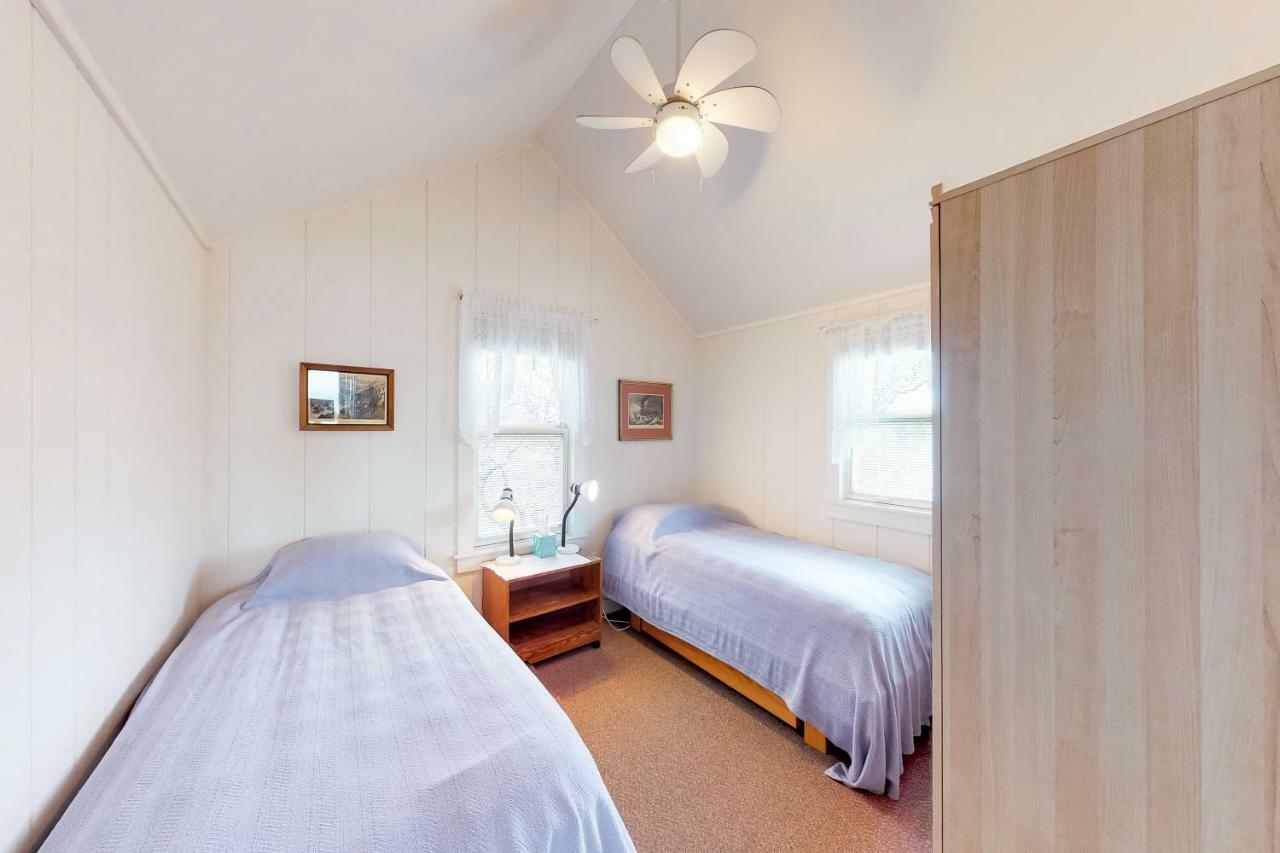 2 Bed 1 Bath Vacation Home In Eastham Esterno foto
